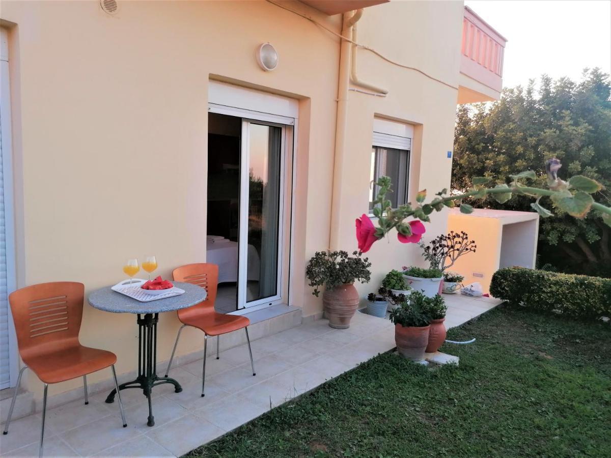 Emerald Apartment 2 Halepa Ханья Экстерьер фото