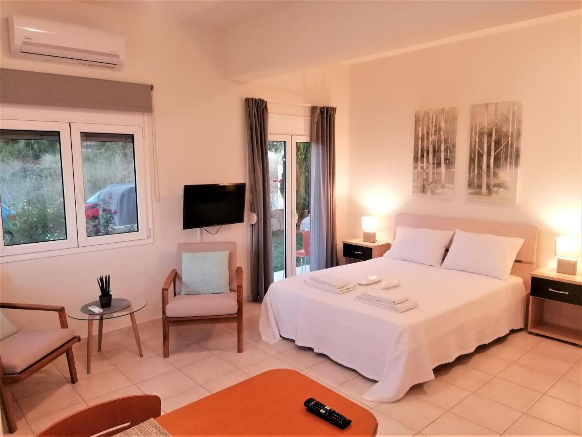 Emerald Apartment 2 Halepa Ханья Экстерьер фото